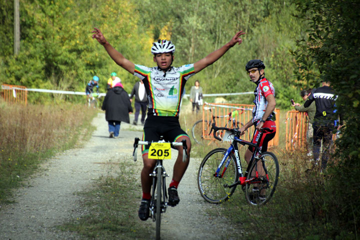 Cyclo cross VTT UFOLEP de Pont sur Sambre ( Minimes – Cadets et Féminines  )