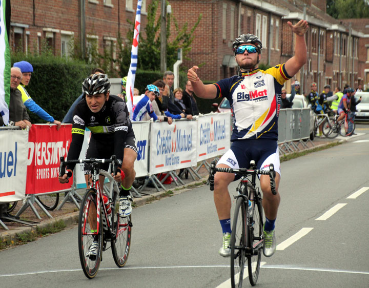 2ème Grand Prix cycliste UFOLEP de Wavrin ( 2èmes, 4èmes cat, min, cad )