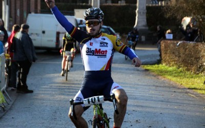 Championnat départemental Nord cyclo cross UFOLEP à Hecq (  Séniors et Juniors )