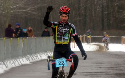 Championnat régional cyclo cross UFOLEP à Fourmies ( Séniors A, B et Juniors )