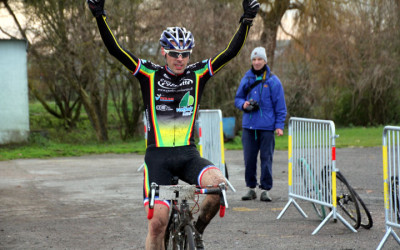 Championnat du Nord UFOLEP cyclo cross à Bergues ( Vétérans A, B et C )