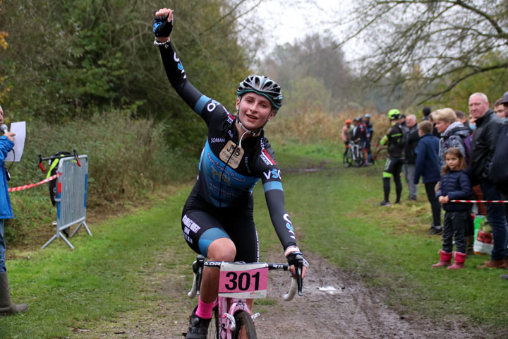 Cyclo cross VTT UFOLEP d’Hergnies (  Minimes Cadets et Féminines )