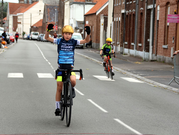 Grand Prix de la Pentecote à Crespin ( Ecoles de cyclisme )