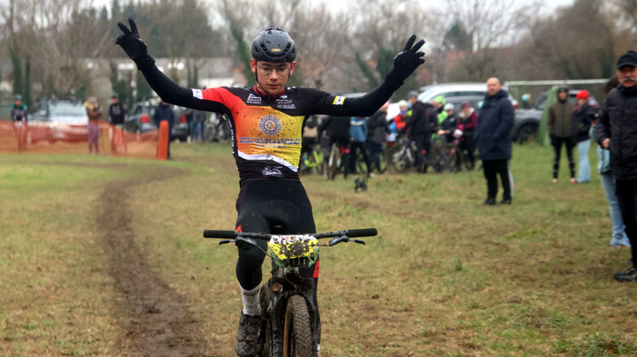 Cyclo cross VTT UFOLEP d’Estevelles 2 ( Minimes Cadets )