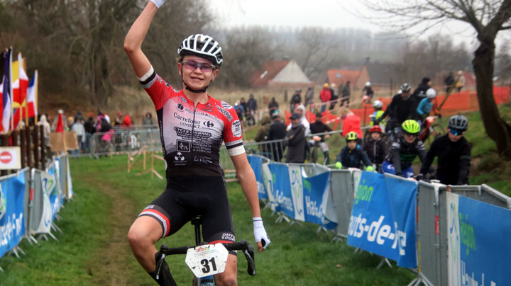Championnat départemental Nord Cyclo cross Haspres ( 60 ans +, Féminines, 17-19 ans )