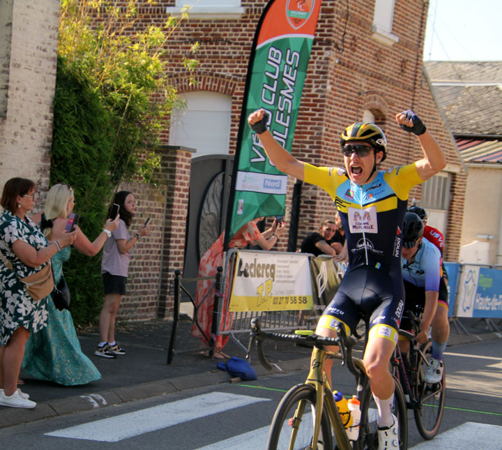 1er Grand Prix cycliste Michael Goolaerts à Briastre ( 1ère, 3ème cat, Cadets )