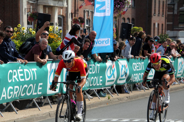 Finale de la Coupe de France des Départements à Fourmies ( Course en ligne Dames U15 U17 )