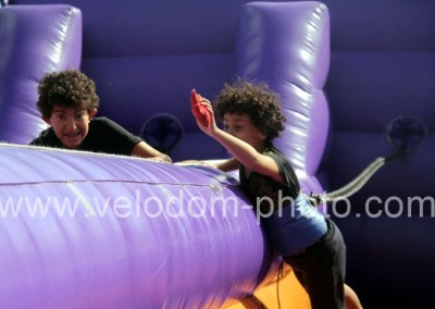 187