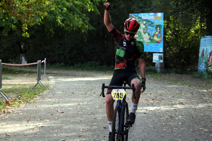 Cyclo cross VTT UFOLEP d’Halluin ( Minimes Cadets )