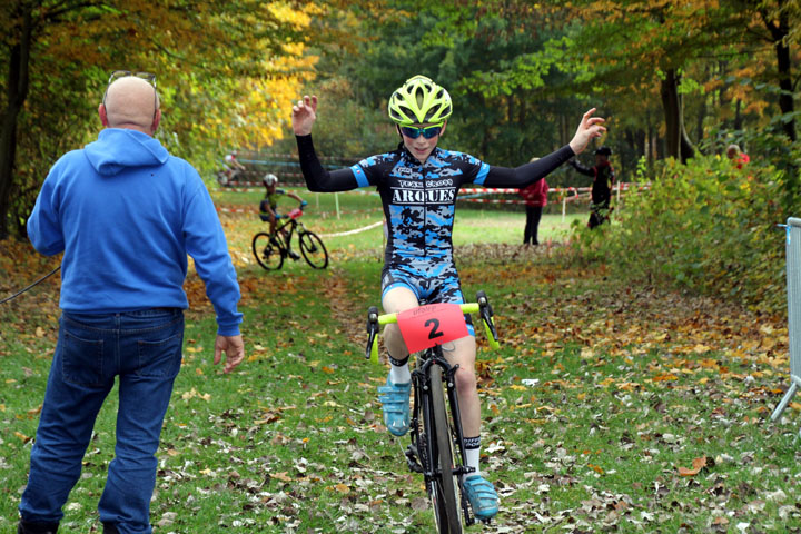 Cyclo cross VTT UFOLEP Bleuse Borne à Anzin ( Minimes, cadets et Féminines )