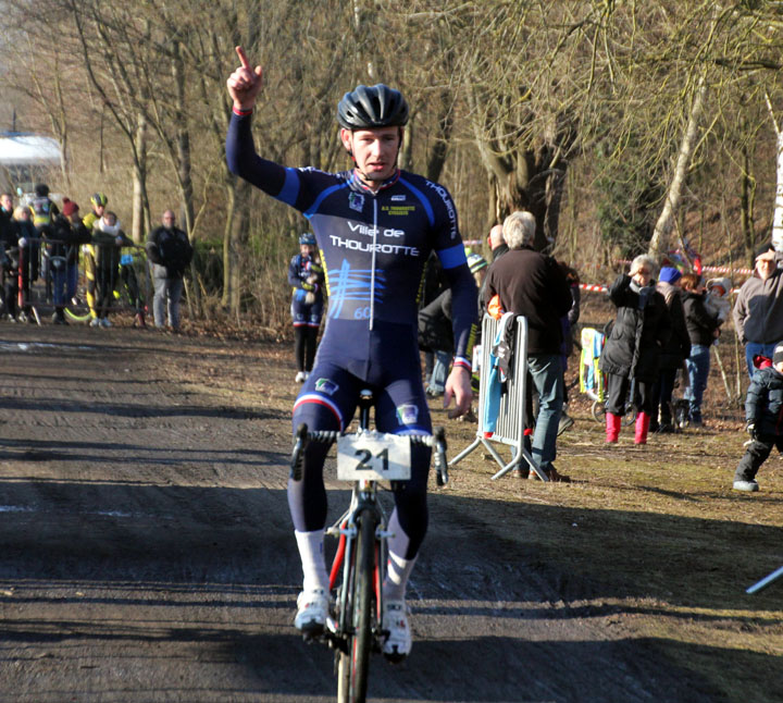 Cyclo cross VTT UFOLEP de Vieux Condé  ( Séniors, Minimes, cadets et Féminines )