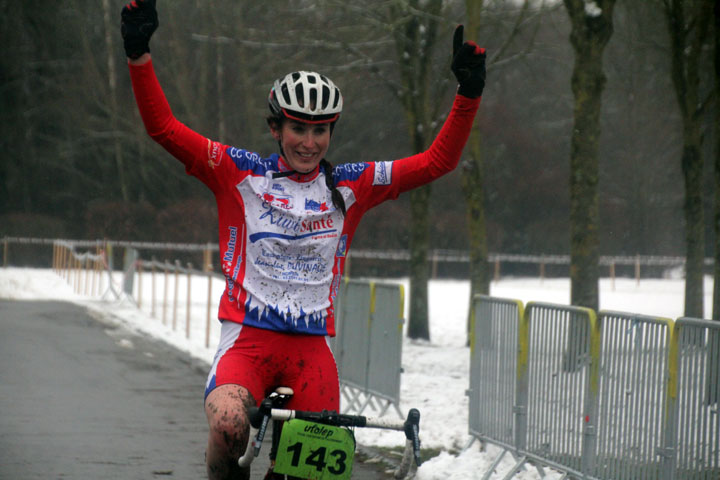 Championnat régional cyclo cross UFOLEP à Fourmies ( Minimes, cadets, Féminines )