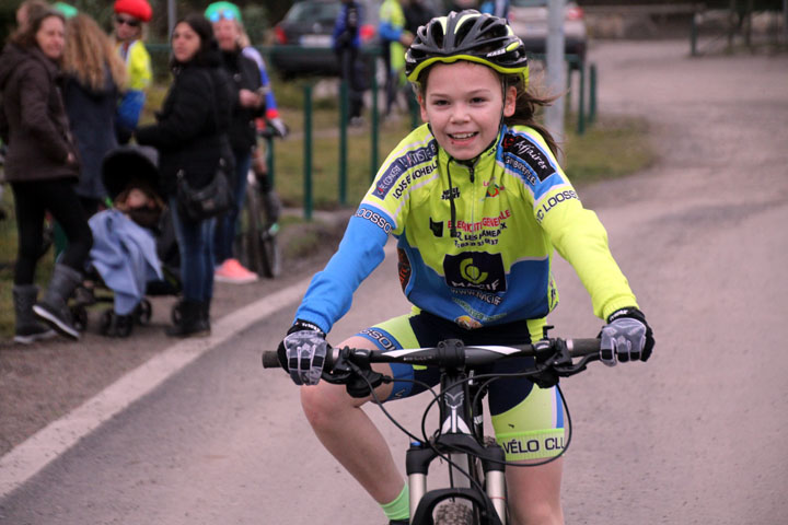 Championnat  régional VTT FSGT à Estevelles ( Ecoles de vélo )