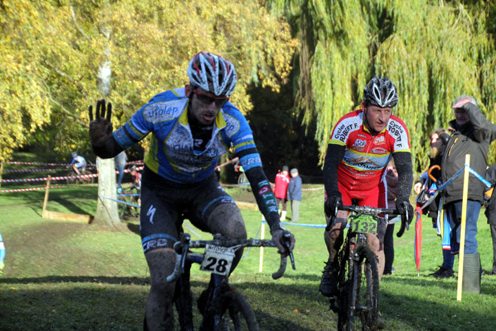 Cyclo cross VTT UFOLEP de Leforest  ( 1ère, 2ème, ,3ème cat et Féminines )