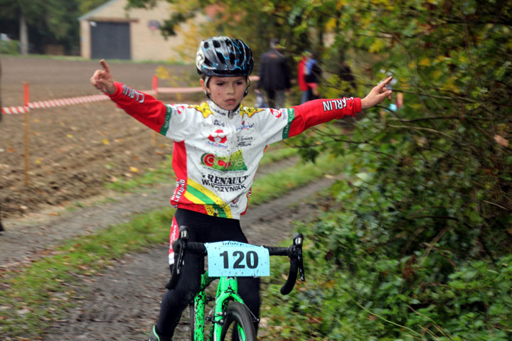 Cyclo cross VTT UFOLEP de Flines lez Mortagne ( Ecoles de cyclisme )