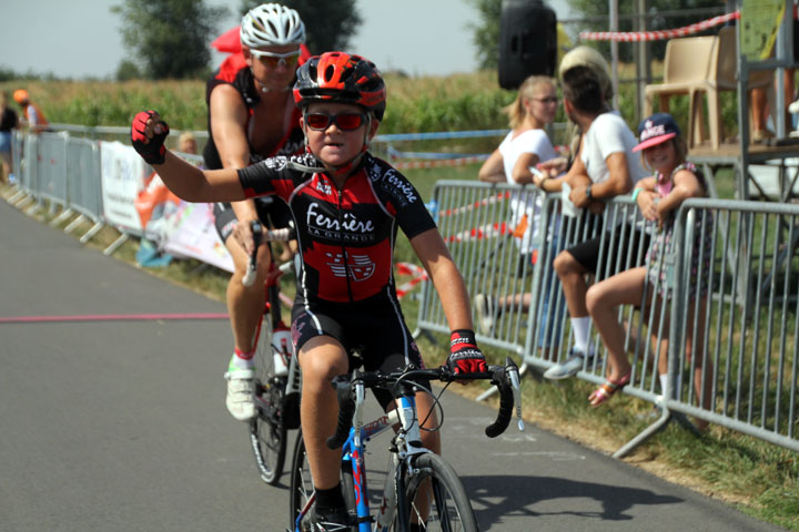 Grand Prix cycliste UFOLEP de la Bayonne à Hergnies ( Ecole de cyclisme )