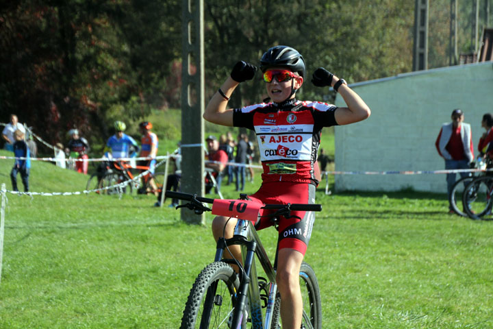 Cyclo cross UFOLEP de la Bassée ( Minimes , cadets et Féminines )