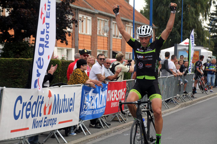 4ème Grand Prix cycliste UFOLEP de Wavrin ( 2èmes,  4èmes cat, min et cad )