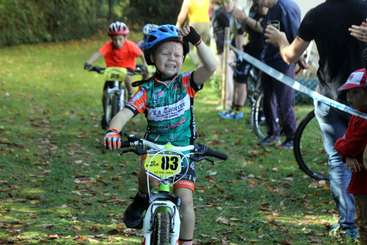 6ème Cyclo cross UF0LEP « Réchignien » au Hameau de Rocq ( Ecoles de cyclisme )