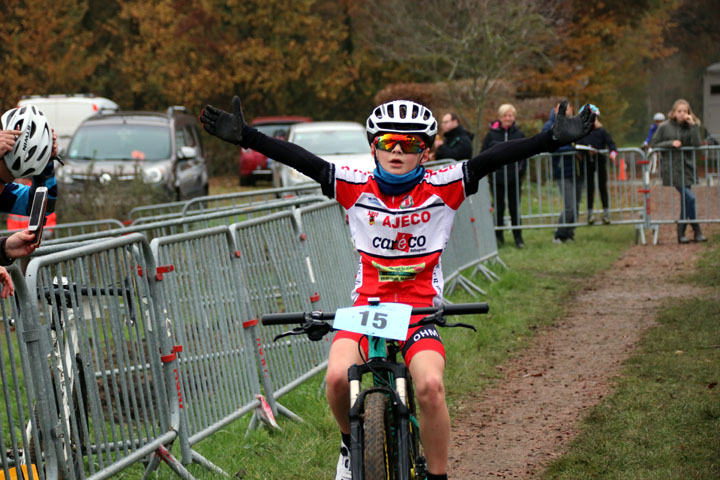 Championnat départemental du Pas de Calais cyclo cross UFOLEP à Agny ( Ecoles de cyclisme )