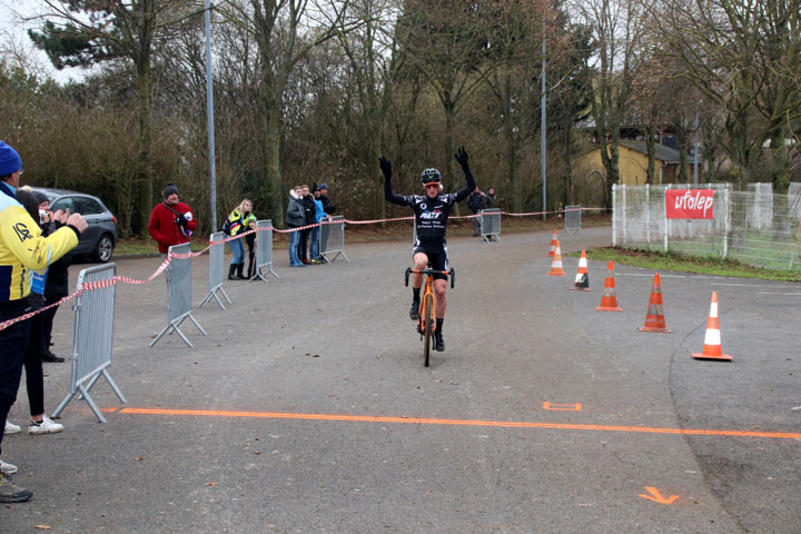 Pré National Cyclo cross UFOLEP de Salouel ( 1ère cat, 9 ans à 14 ans )