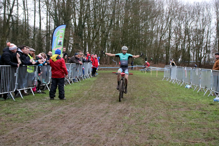 VTT UFOLEP à Henin Beaumont