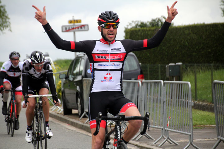 6ème Grand Prix cycliste UFOLEP de Rumigny ( 80 ) ( 3ème et 4ème catégorie )