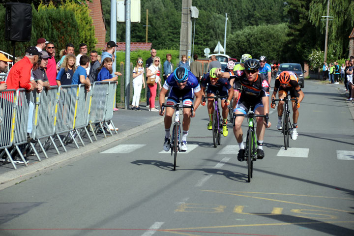 Grand Prix cycliste UFOLEP du Hameau du Rouillon ( 1ère, 2ème cat et cadets )