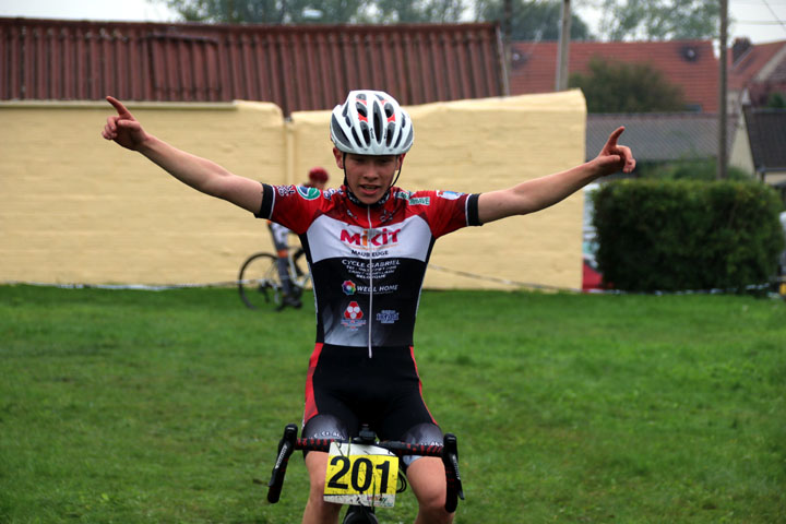 Cyclo cross VTT UFOLEP de la Bassée ( Minimes et Cadets )