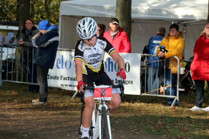 Cyclo cross VTT UFOLEP de Flines lez Mortagne ( Minimes – Cadets et Féminines )