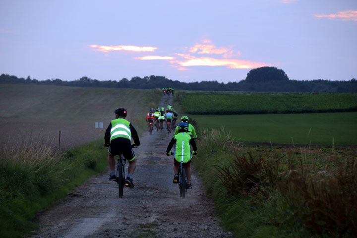 1ère Nocturne VTT et Marche à Agnez les Duisans