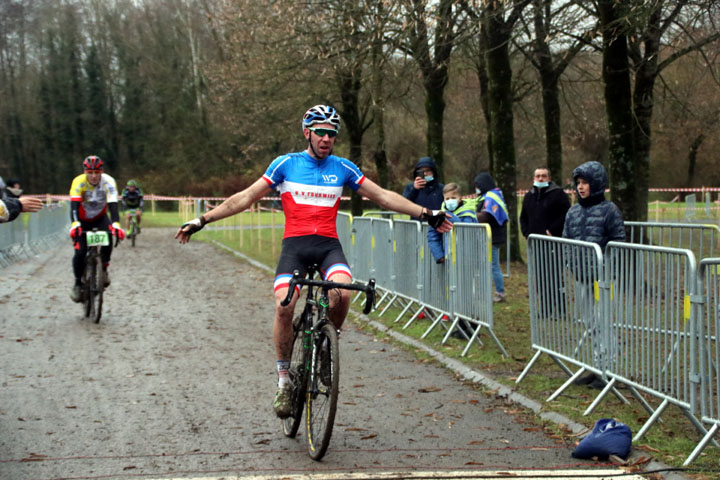 Cyclo cross VTT UFOLEP de Fourmies ( 1 2 3  cat )