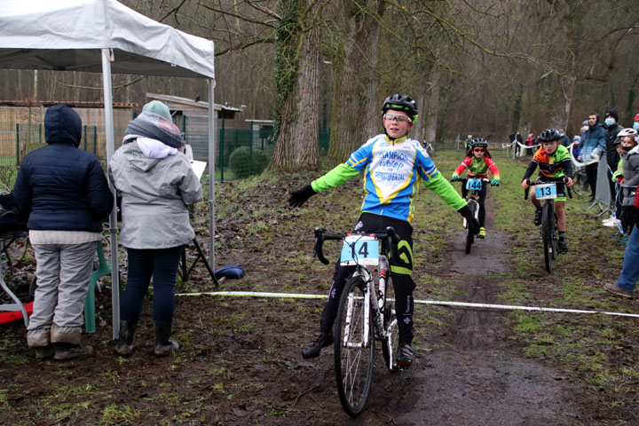 Cyclo cross VTT UFOLEP de Rouvroy ( Ecoles de Vélo )