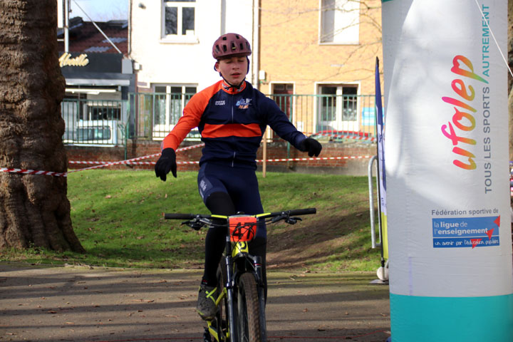 Cyclo cross VTT UFOLEP d’Hellemmes ( Minimes )