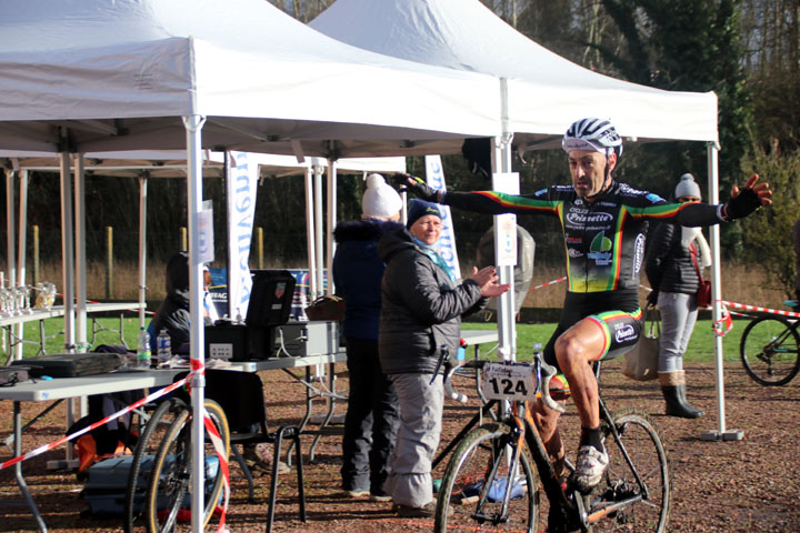 Championnat Régional Cyclo cross UFOLEP de Beuvry ( Vet A B C )