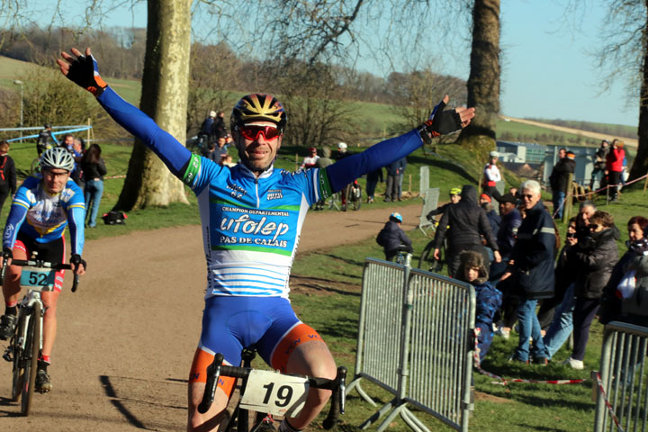 3ème Cyclo cross VTT UFOLEP de Doullens ( 1 2 3 cat, cad et Fem )