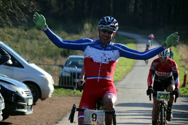 Cyclo cross VTT UFOLEP d’Ors ( 1 2 3 cat et cadets )