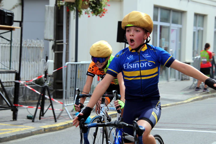 Grand Prix cycliste UFOLEP de Ferrière la Grande ( Poussins – Pupilles )