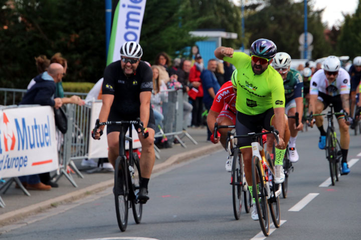 6ème Grand Prix cycliste UFOLEP de Wavrin ( 2ème, 4ème cat et Minimes )