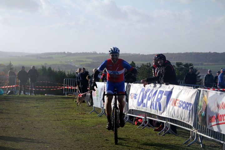 Grand Prix Amiens Métropole à Salouel ( Cyclo cross 3ème, 4ème cat, Benj, Min, Cad  )