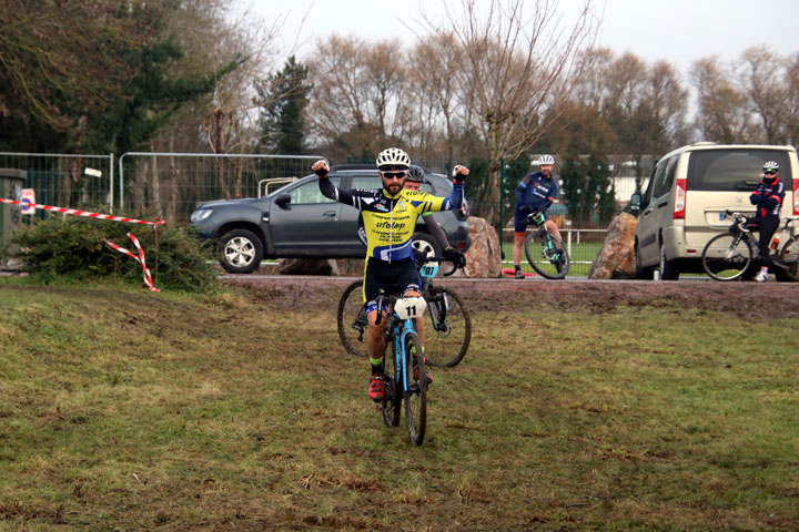 Cyclo cross UFOLEP d’Estevelles ( 1ère, 2ème et 3ème cat )