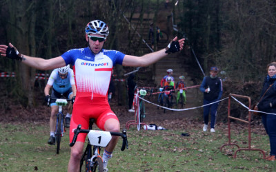 Cyclo cross VTT UFOLEP Thierry Senez à Solesmes ( 1ère, 2ème, 3ème cat, cad, Fem )