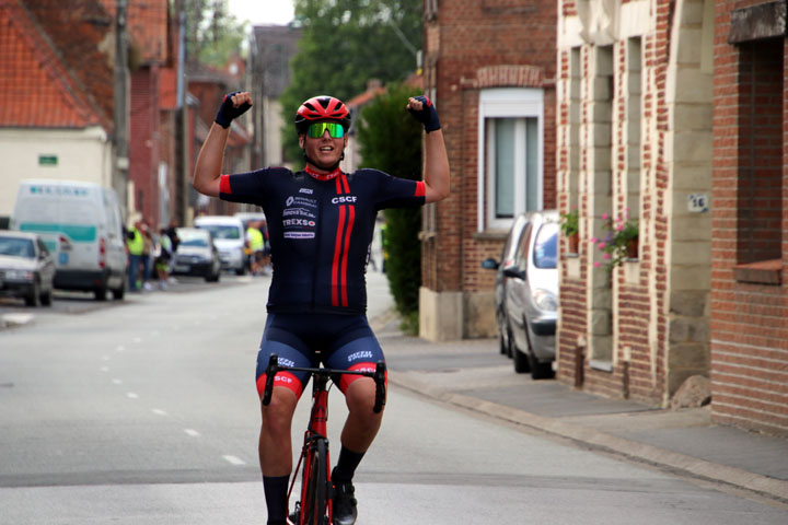 1er Grand Prix Robert Mintkewicz à Haspres ( 2ème catégorie )