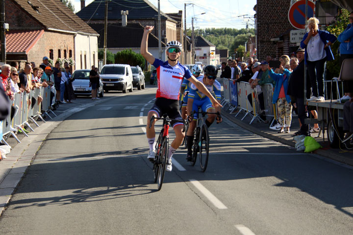 28ème Grand Prix E Leclerc à Flines lez Mortagne ( 1ère, 3ème cat et cadets  )