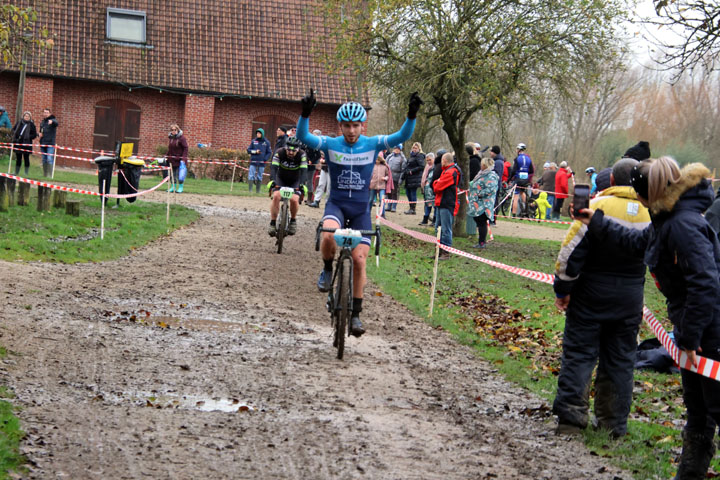 1er Cyclo cross VTT UFOLEP de Willems ( 1ère, 2ème et 3ème cat )