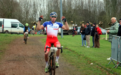 Cyclo cross VTT UFOLEP de Bousies ( Séniors 1 2 3 cat, cad, Fem )