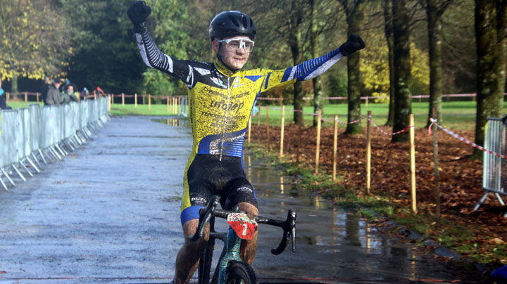 Cyclo cross VTT UFOLEP de Fourmies ( Minimes Cadets et Féminines )