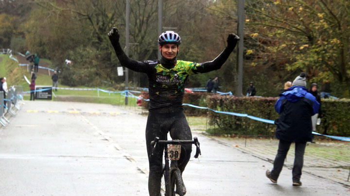 Cyclo cross VTT UFOLEP BTWIN Village ( 1 2 3 cat )