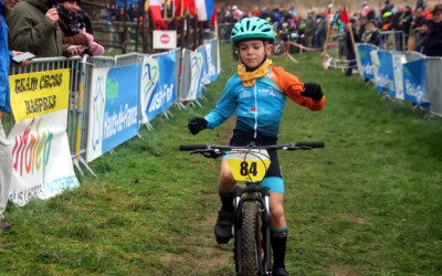 Championnat départemental Nord Cyclo cross Haspres ( Poussins, Pupilles )