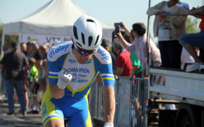 Grand Prix cycliste Yvon Vion à Pont sur Sambre ( 1ère, 3ème cat, Cadets )